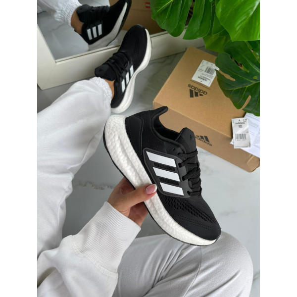 Adidas pureboost black