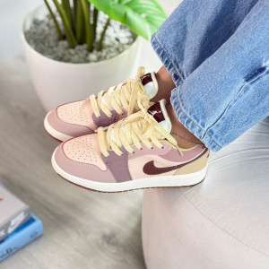 Nike Retro Palo Rosa