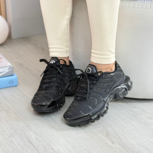 Nike TN Black