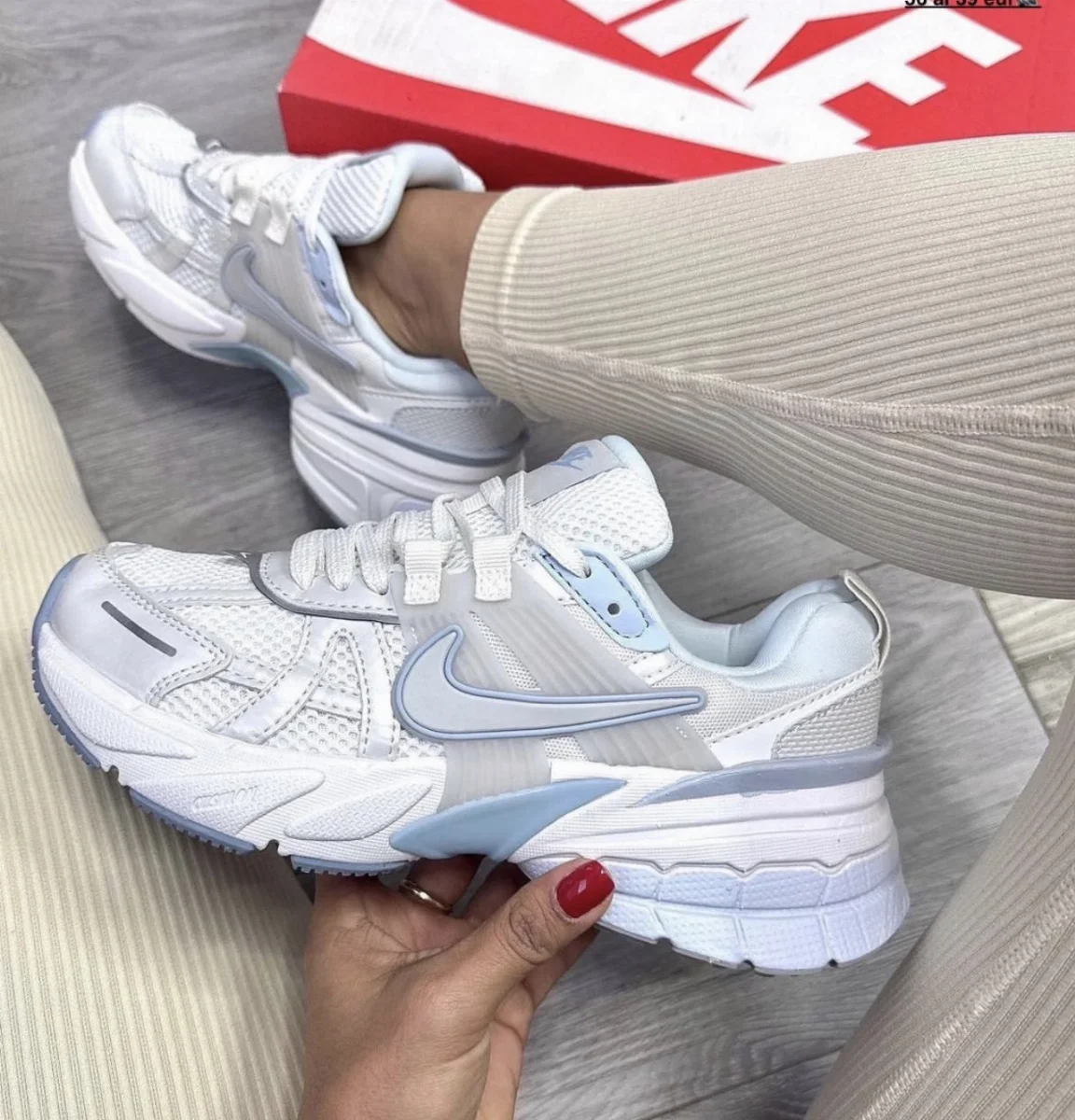 Nike v2K 