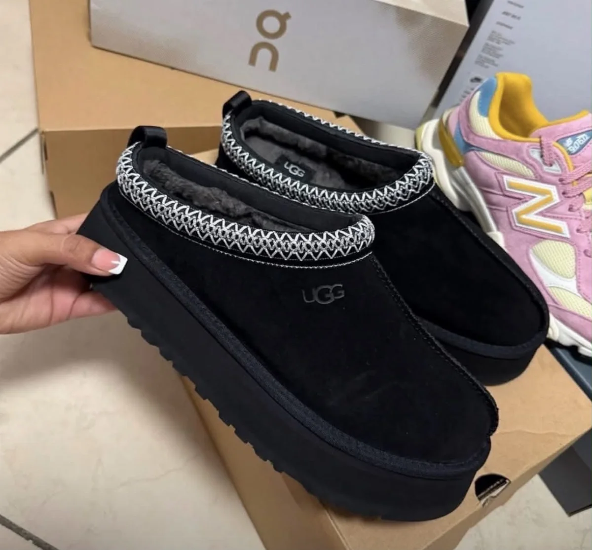 UGG SALE 
